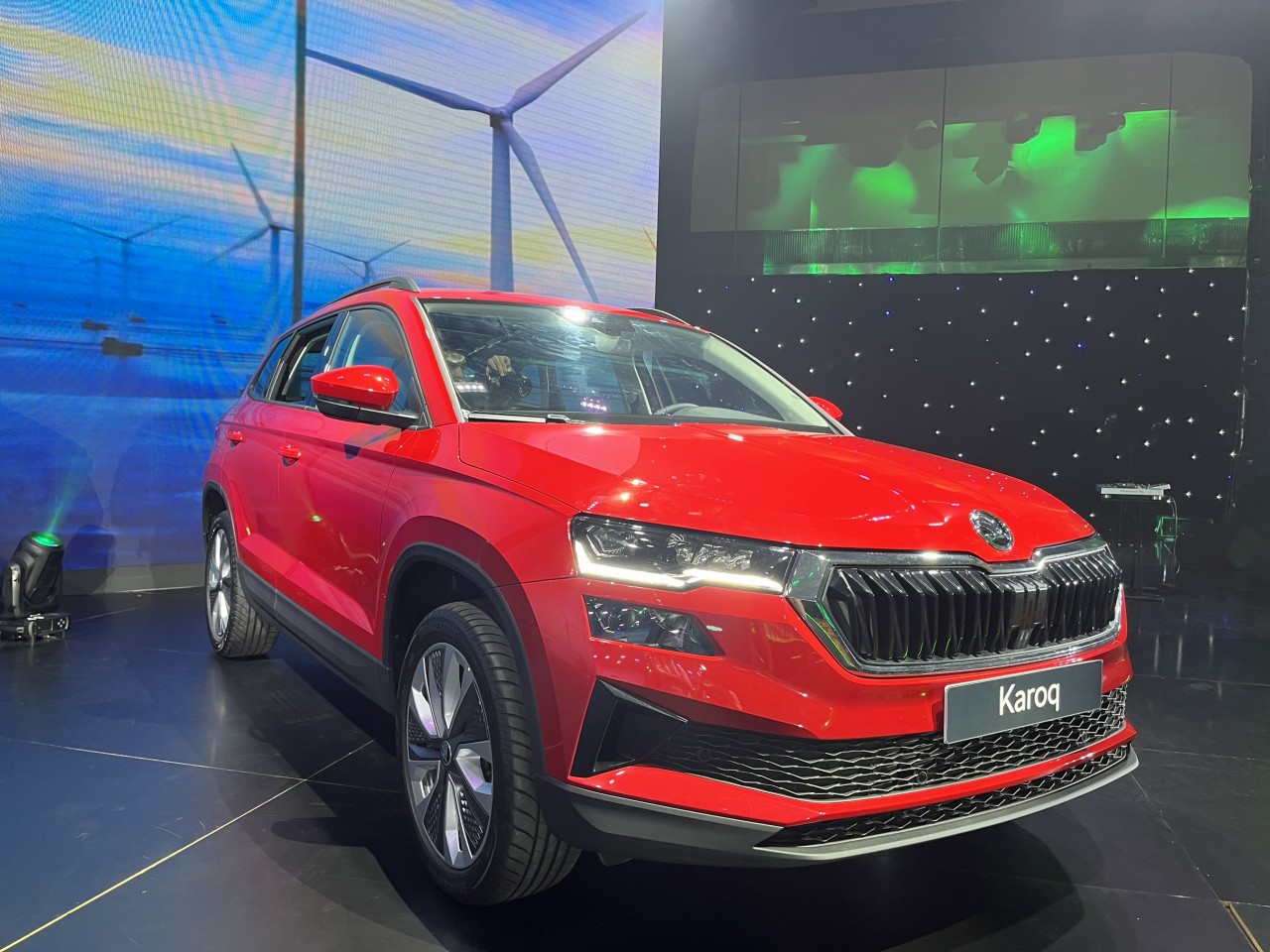 Skoda Karoq 2023, vừa ra mắt 23/9, giá lăn bánh dao động 1,14-1,24 tỷ đồng tại Hà Nội Skoda Karoq 2023, vừa ra mắt 23/9, giá lăn bánh dao động 1,14-1,24 tỷ đồng tại Hà Nội