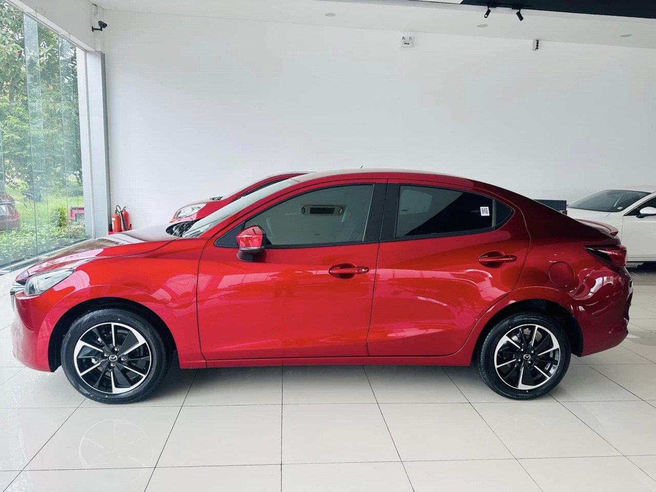 Cận cảnh Mazda 2 bản nâng cấp có mặt tại đại lý Cận cảnh Mazda 2 bản nâng cấp có mặt tại đại lý