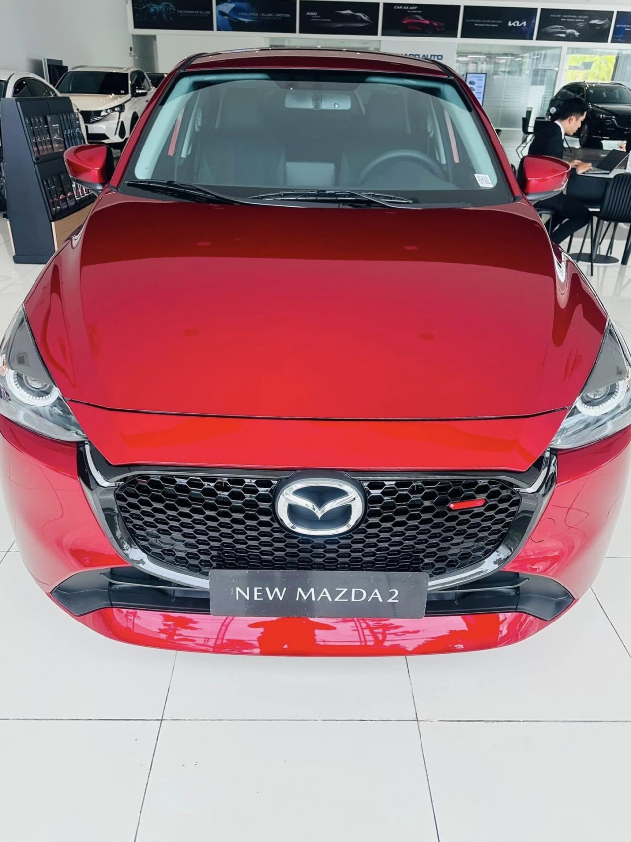 Cận cảnh Mazda 2 bản nâng cấp có mặt tại đại lý Cận cảnh Mazda 2 bản nâng cấp có mặt tại đại lý