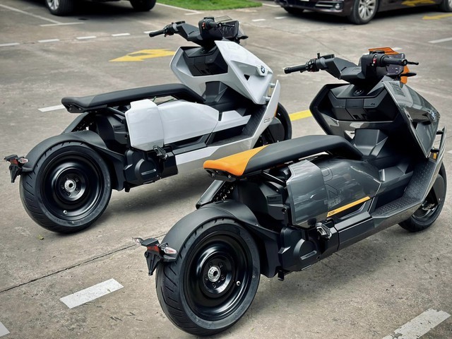Xe máy điện BMW CE04 về Việt Nam, có giá lên tới 550 triệu đồng Xe máy điện BMW CE04 về Việt Nam, có giá lên tới 550 triệu đồng