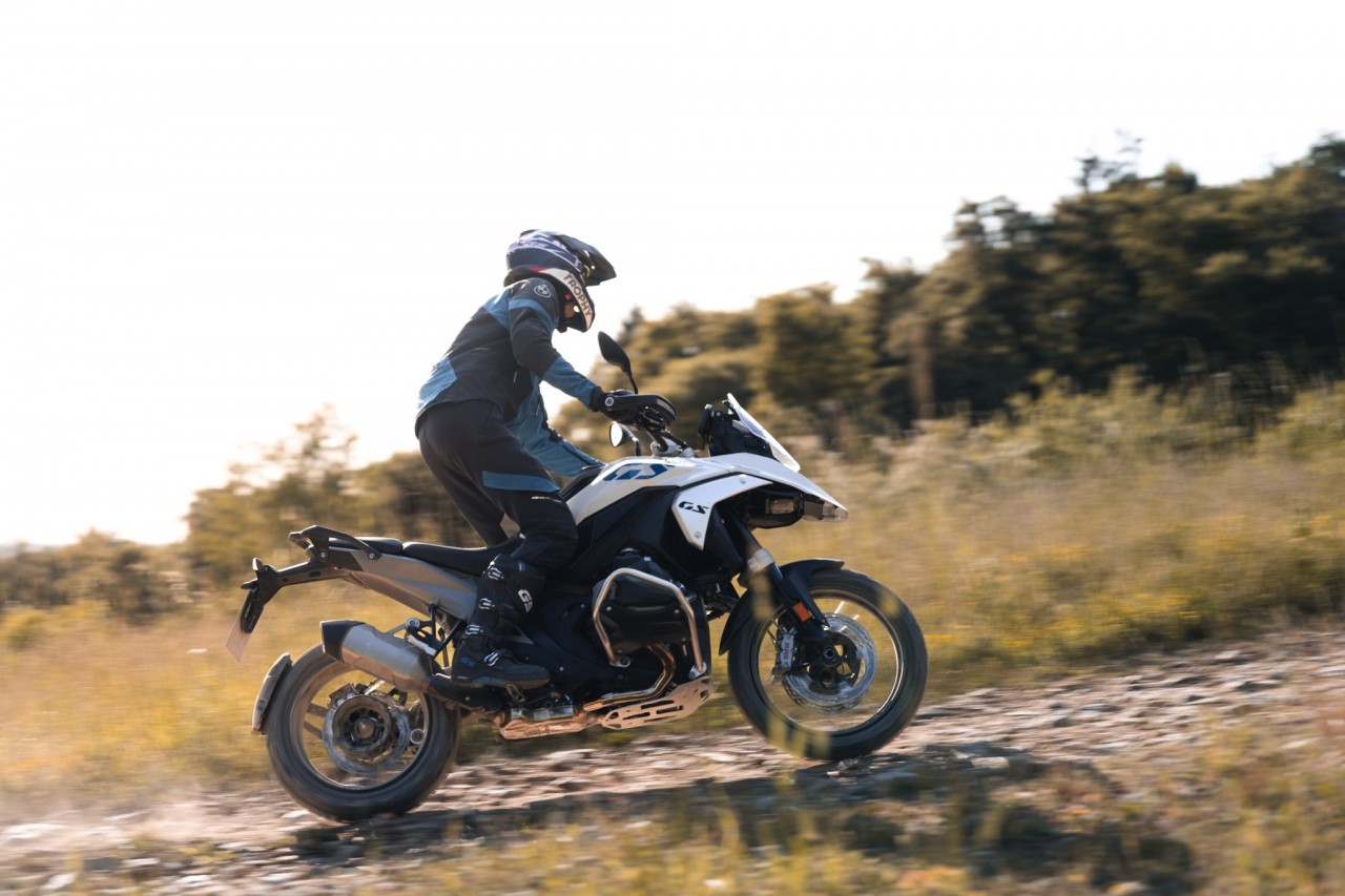 Chi tiết mẫu Adventure BMW R1300 GS 2024 vừa ra mắt Chi tiết mẫu Adventure BMW R1300 GS 2024 vừa ra mắt