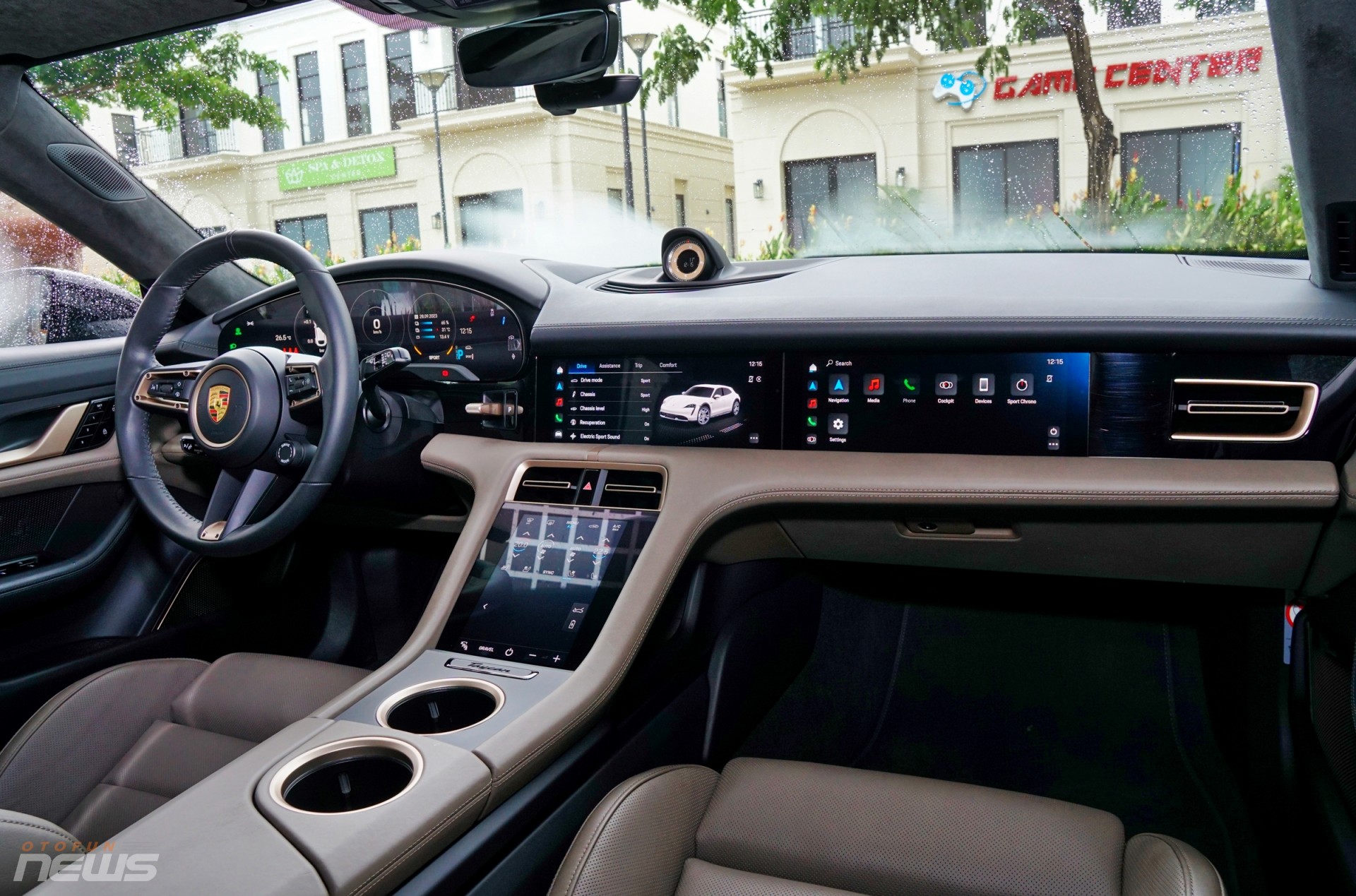 Porsche Taycan Cross Turismo: Xe điện thể thao dành cho người giàu Porsche Taycan Cross Turismo: Xe điện thể thao dành cho người giàu