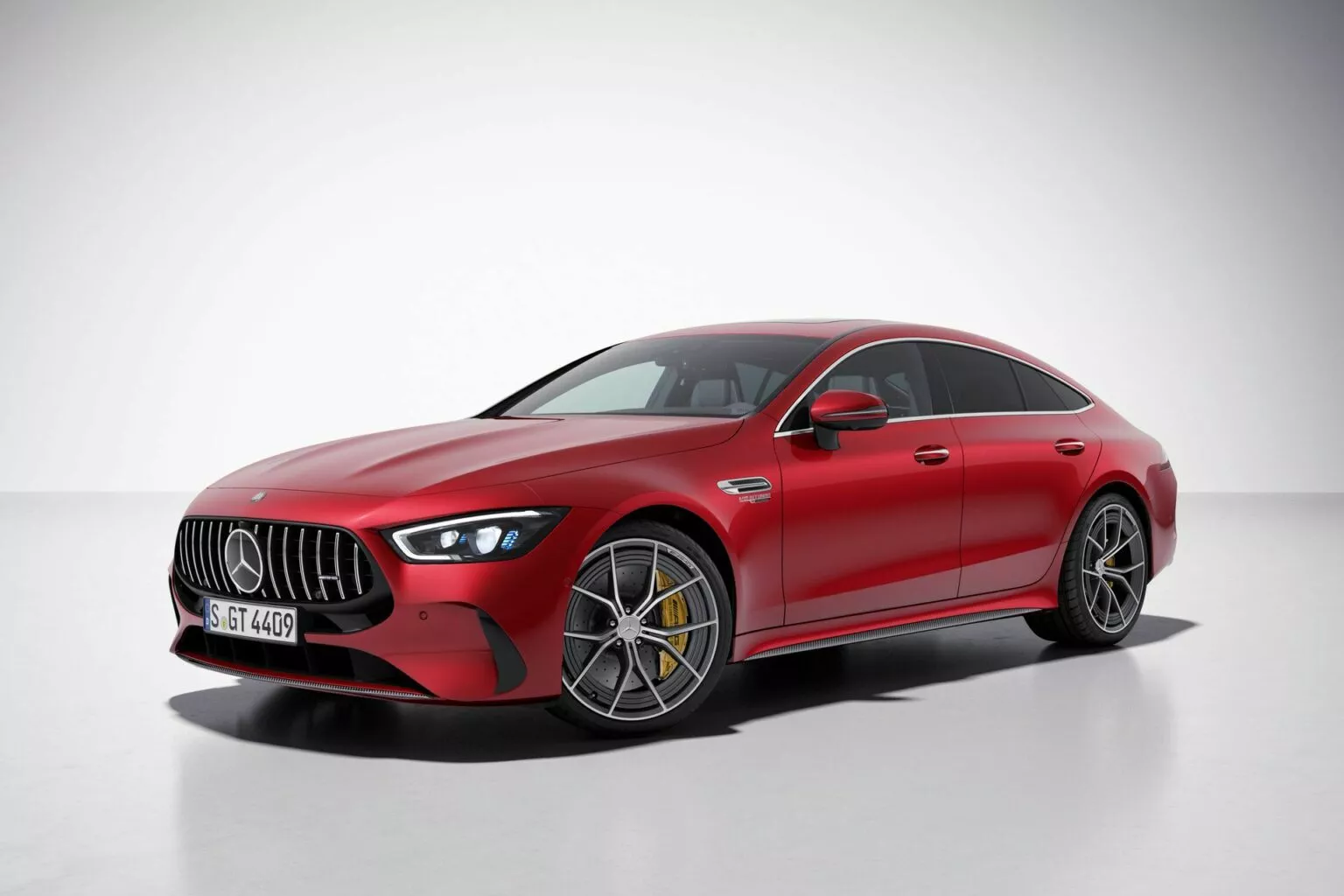 Coupe 4 cửa Mercedes-AMG GT63s E-Performance mạnh 831 mã lực Coupe 4 cửa Mercedes-AMG GT63s E-Performance mạnh 831 mã lực