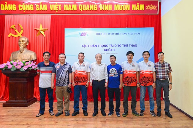 Tổ chức thành công khoá tập huấn trọng tài ô tô thể thao đầu tiên tại Việt Nam VMA tổ chức thành công khoá tập huấn trọng tài ô tô thể thao đầu tiên tại Việt Nam