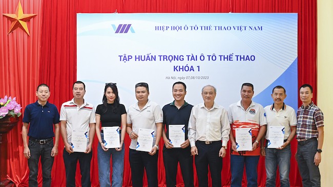 Tổ chức thành công khoá tập huấn trọng tài ô tô thể thao đầu tiên tại Việt Nam VMA tổ chức thành công khoá tập huấn trọng tài ô tô thể thao đầu tiên tại Việt Nam