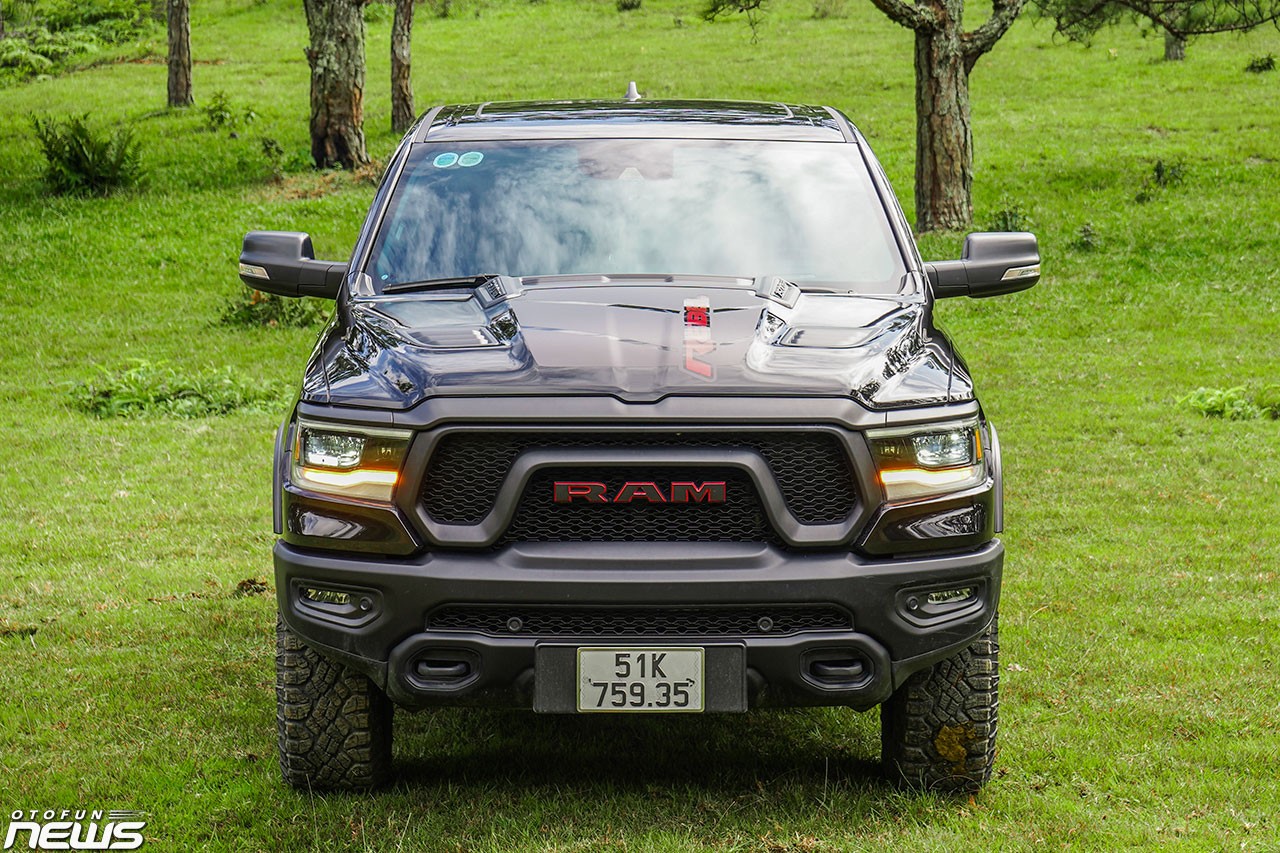 Đánh giá Ram 1500 Rebel: Vừa to, vừa khỏe Đánh giá Ram 1500 Rebel: Vừa to, vừa khỏe