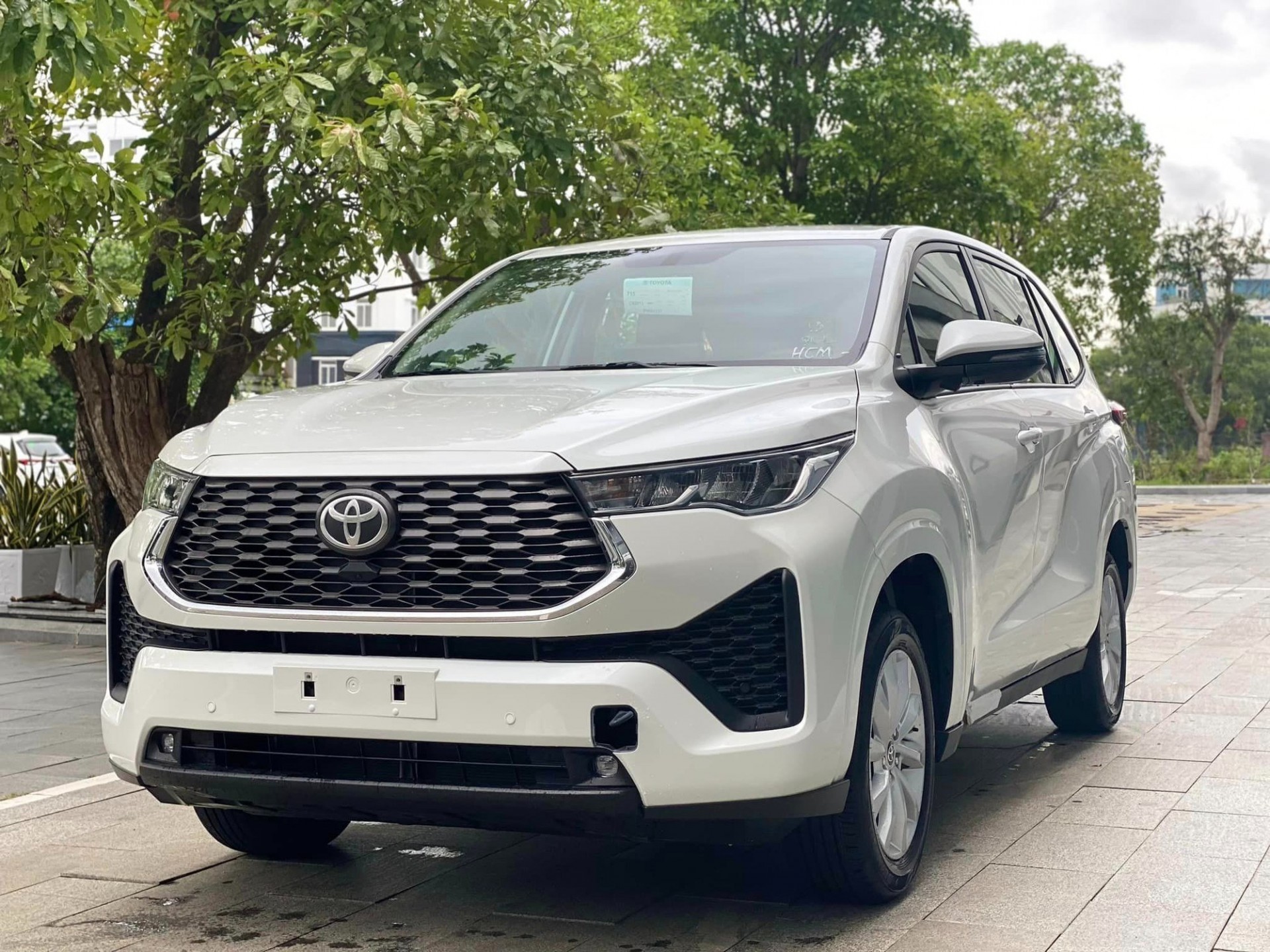 Vừa về đại lý Toyota Innova Cross đã chênh giá 50 triệu đồng Vừa về đại lý Toyota Innova Cross đã chênh giá 50 triệu đồng