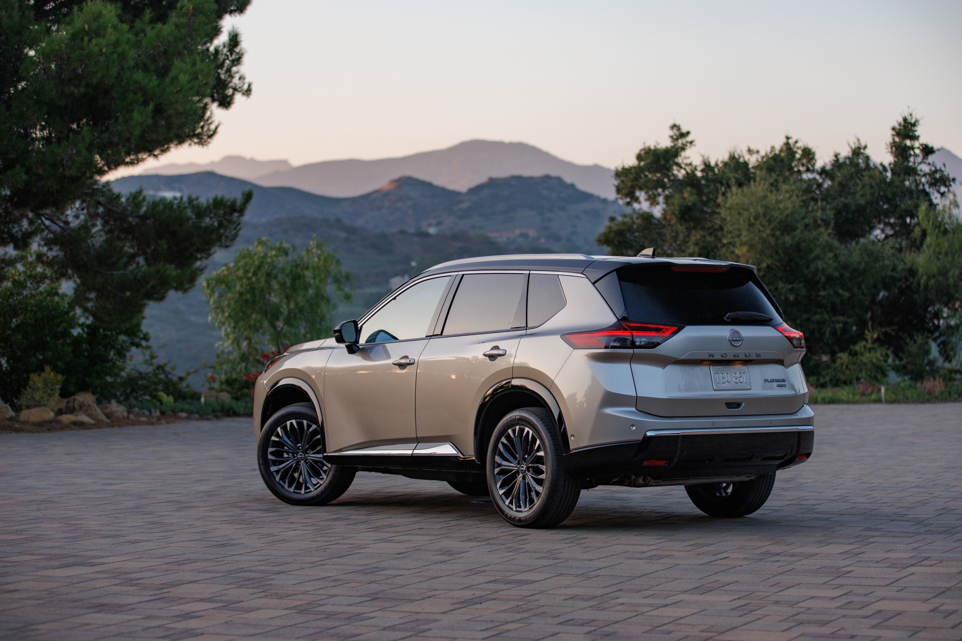 Nissan X Trail 2024 ra mắt tại Mỹ