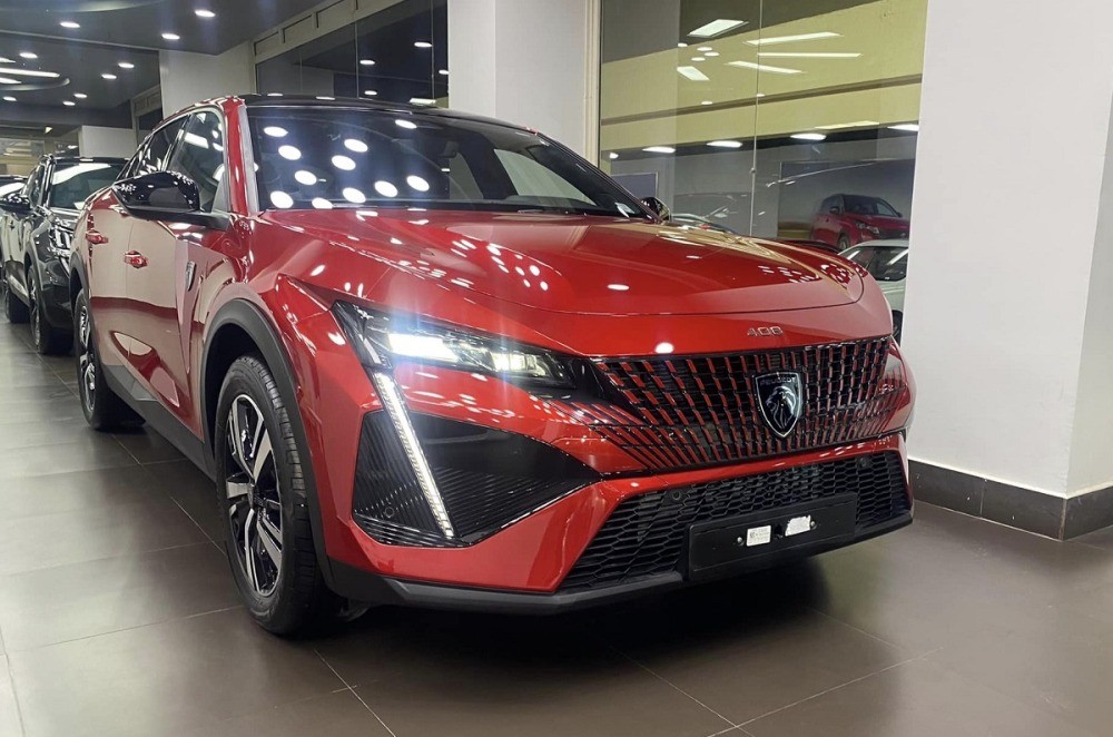 Peugeot 408 bất ngờ xuất hiện tại đại lý Peugeot 408 bất ngờ xuất hiện tại đại lý