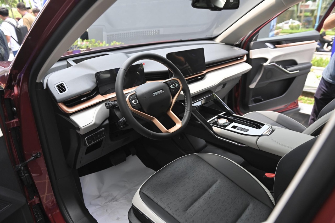 Haval H6 HEV tại Việt Nam giảm giá gần 250 triệu đồng Haval H6 HEV tại Việt Nam giảm giá gần 250 triệu đồng