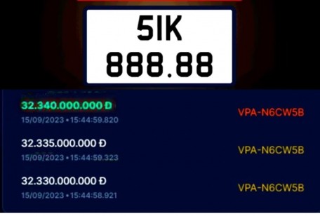 Otofun livestream buổi đấu giá lại biển số siêu đẹp 51K-888.88 từng được trả hơn 32 tỷ đồng Otofun livestream buổi đấu giá lại biển số siêu đẹp 51K-888.88 từng được trả hơn 32 tỷ đồng