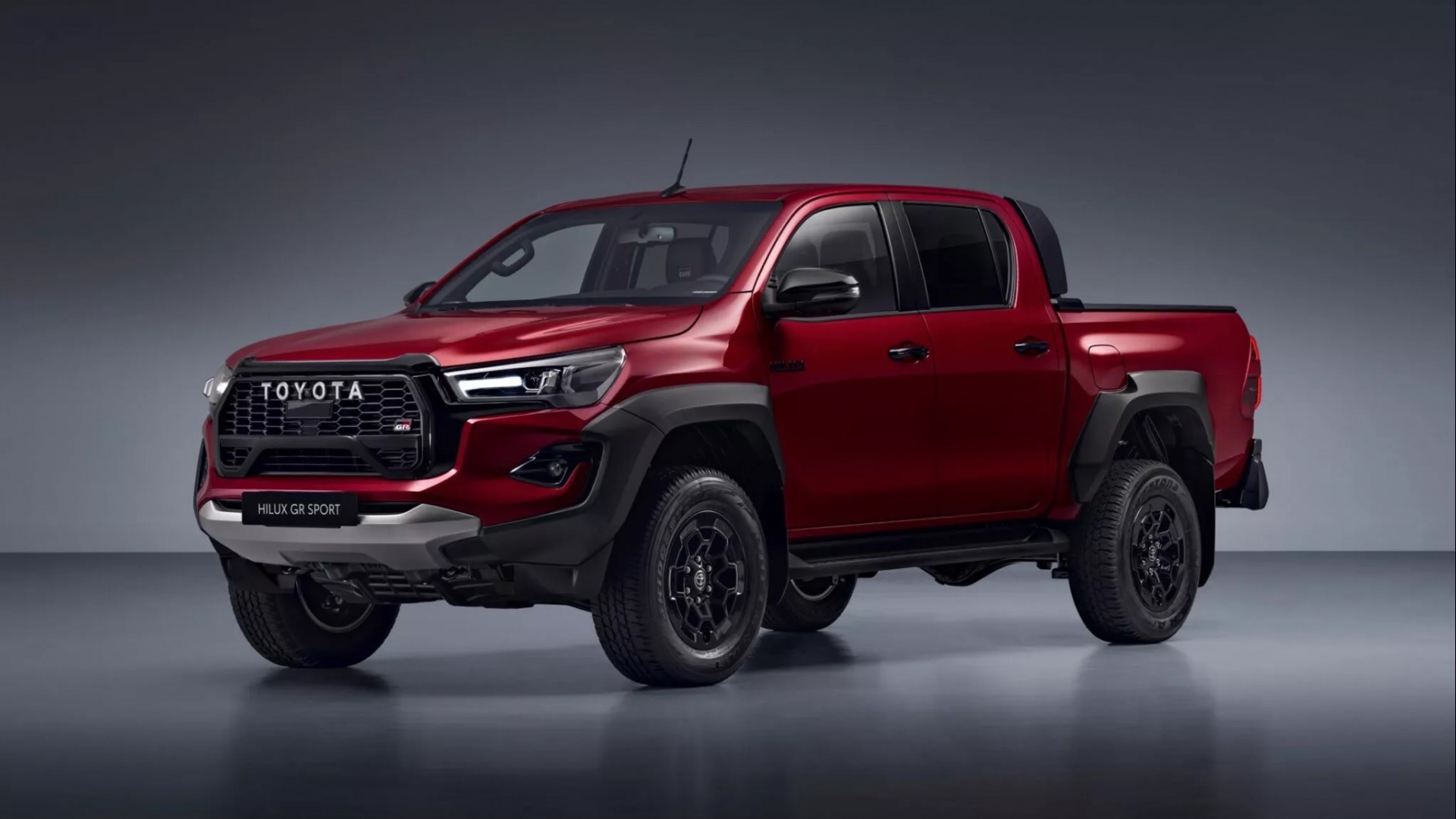 Toyota giới thiệu bán tải thể thao Hilux GR Sport II 2024