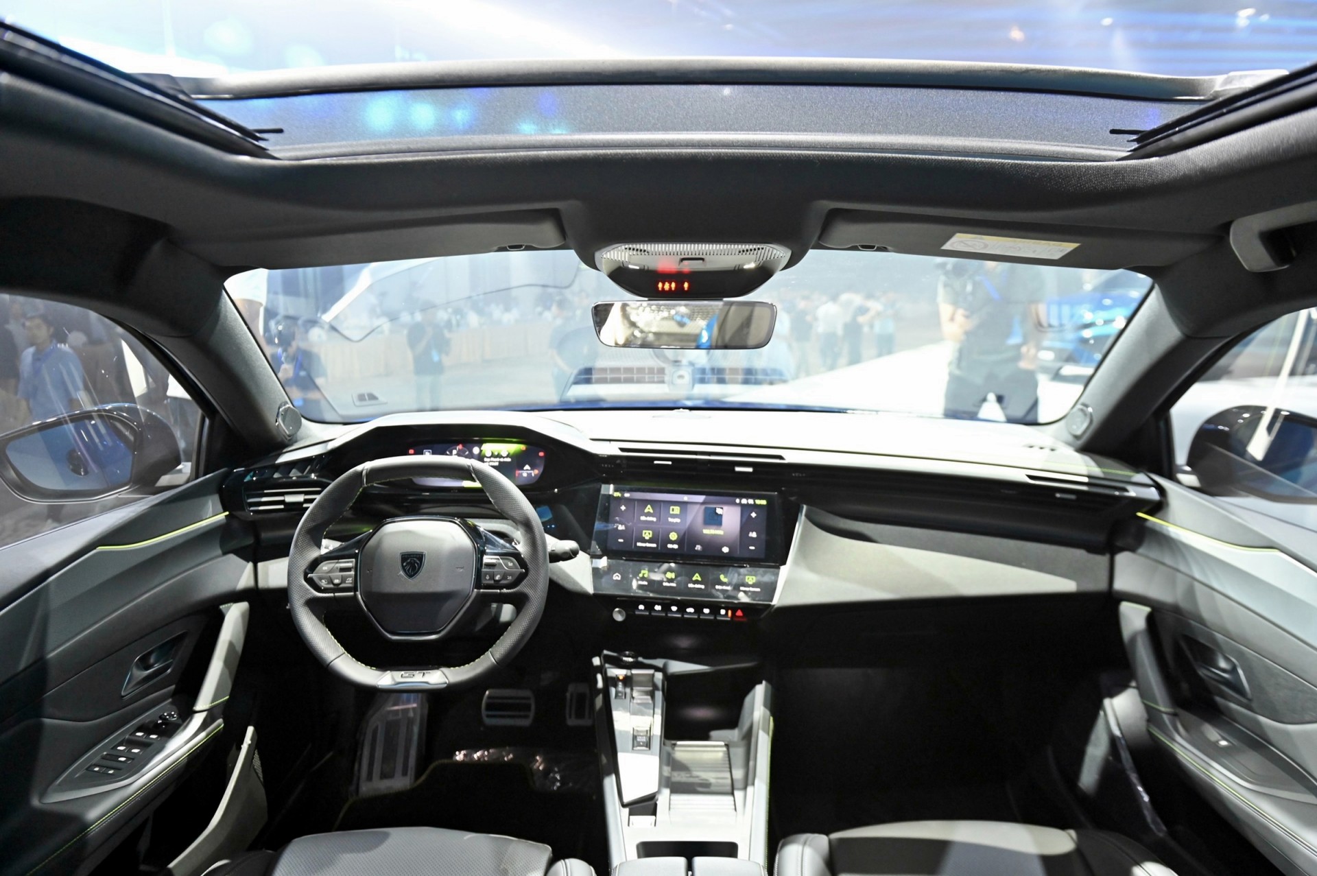 Cận cảnh CUV Coupe Peugeot 408 vừa được ra mắt