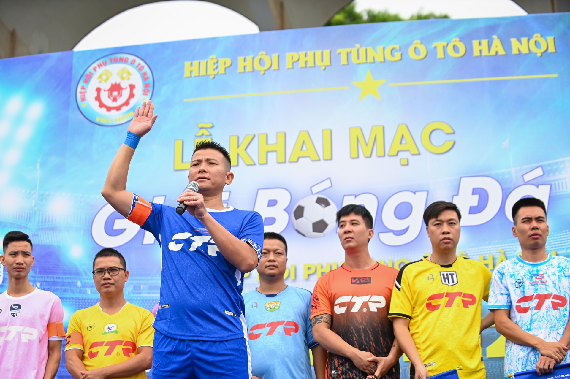 Giải bóng đá Hiệp hội Phụ tùng ô tô Hà Nội lần thứ 12 Giải bóng đá Hiệp hội Phụ tùng ô tô Hà Nội lần thứ 12