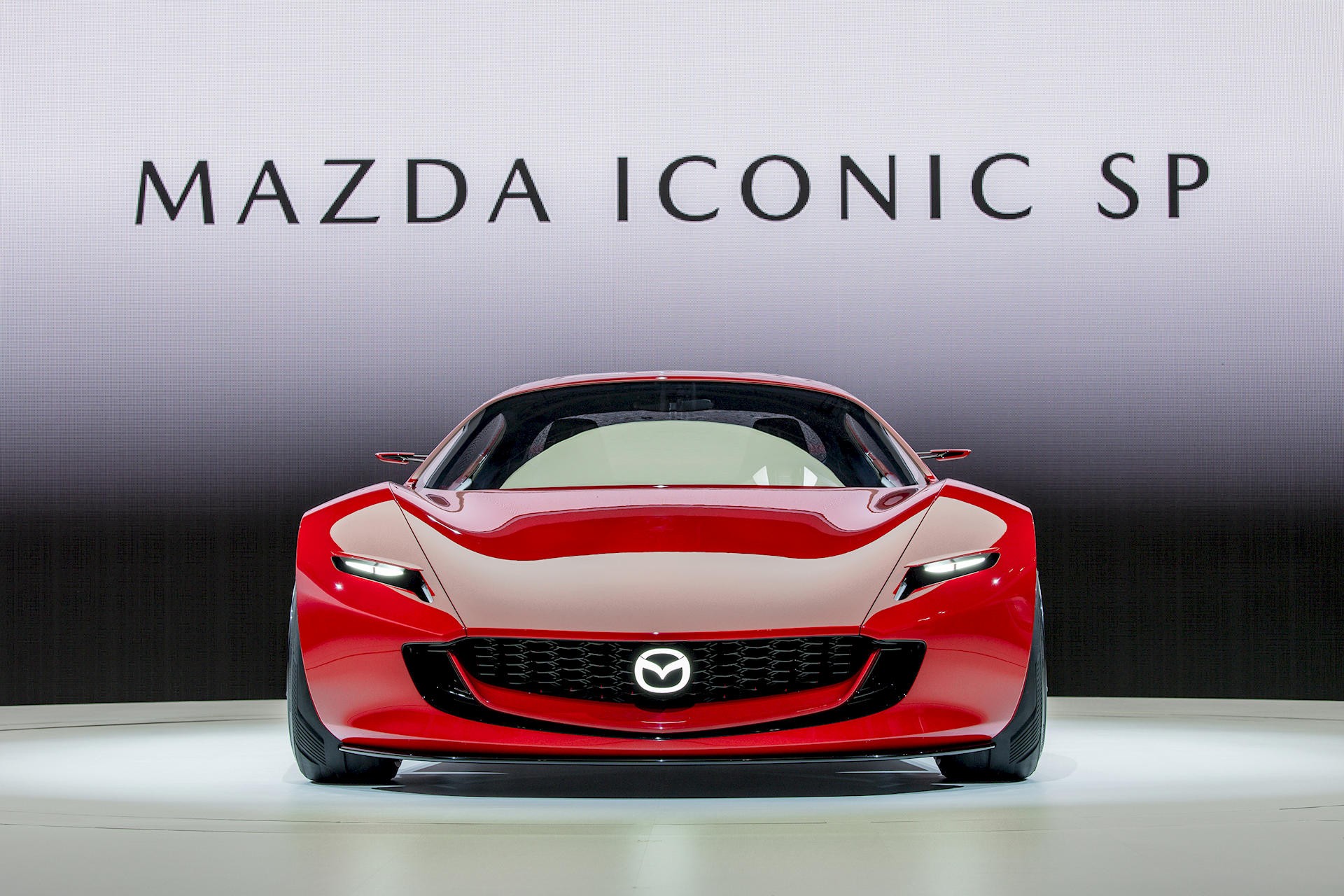 Mazda hồi sinh động cơ xoay với mẫu Iconic SP hybrid