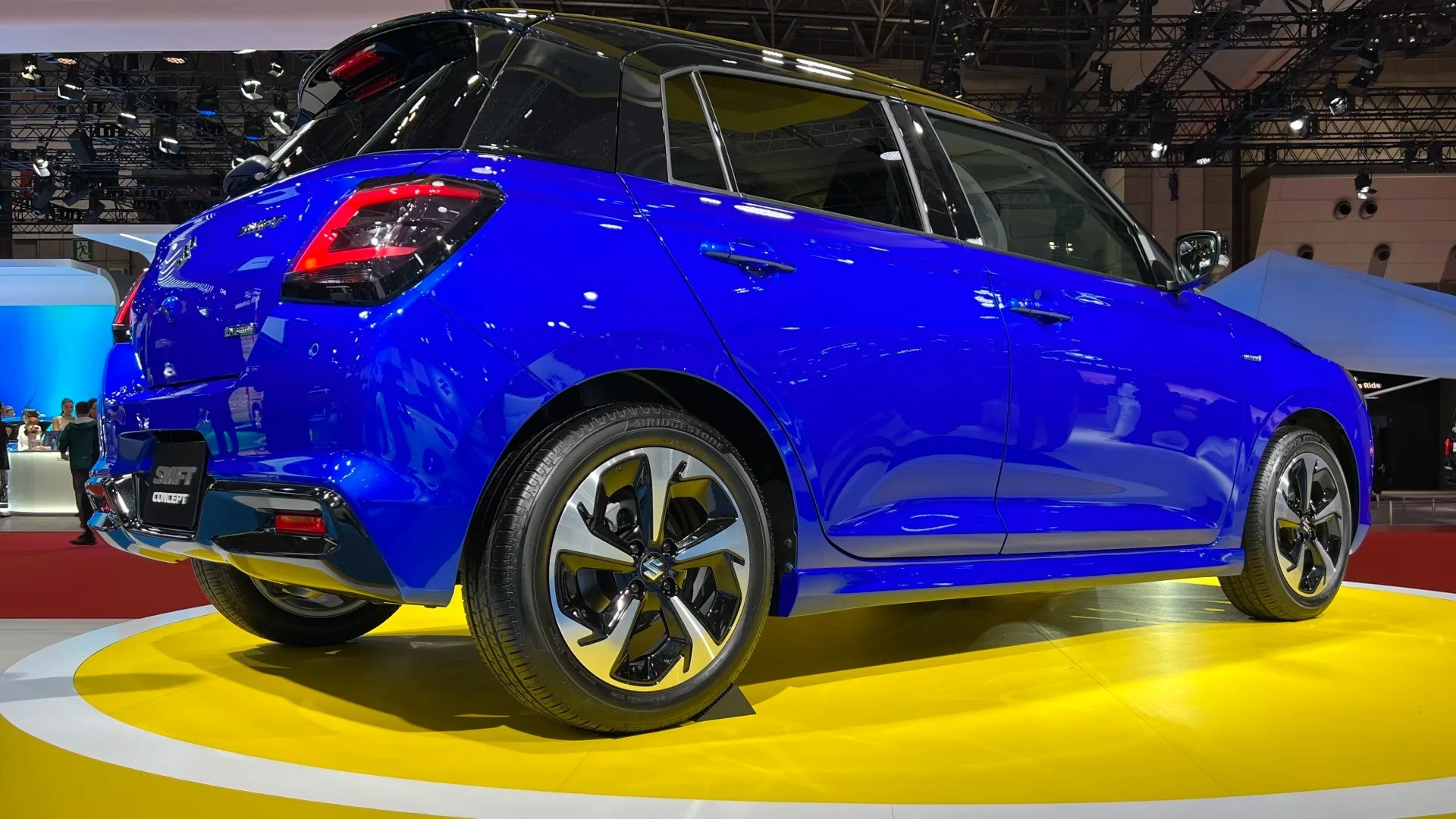 Suzuki Swift 2024 được trang bị động cơ hybrid nhẹ