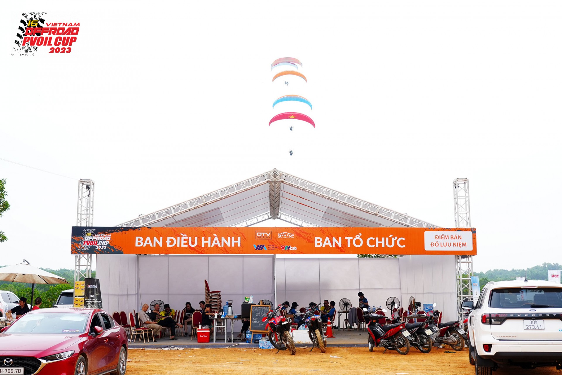 'Không là người chơi dù lượn đầu tiên nhưng tôi sẽ giúp bộ môn này phát triển tại Việt Nam' 'Không là người chơi dù lượn đầu tiên nhưng tôi sẽ giúp bộ môn này phát triển tại Việt Nam'