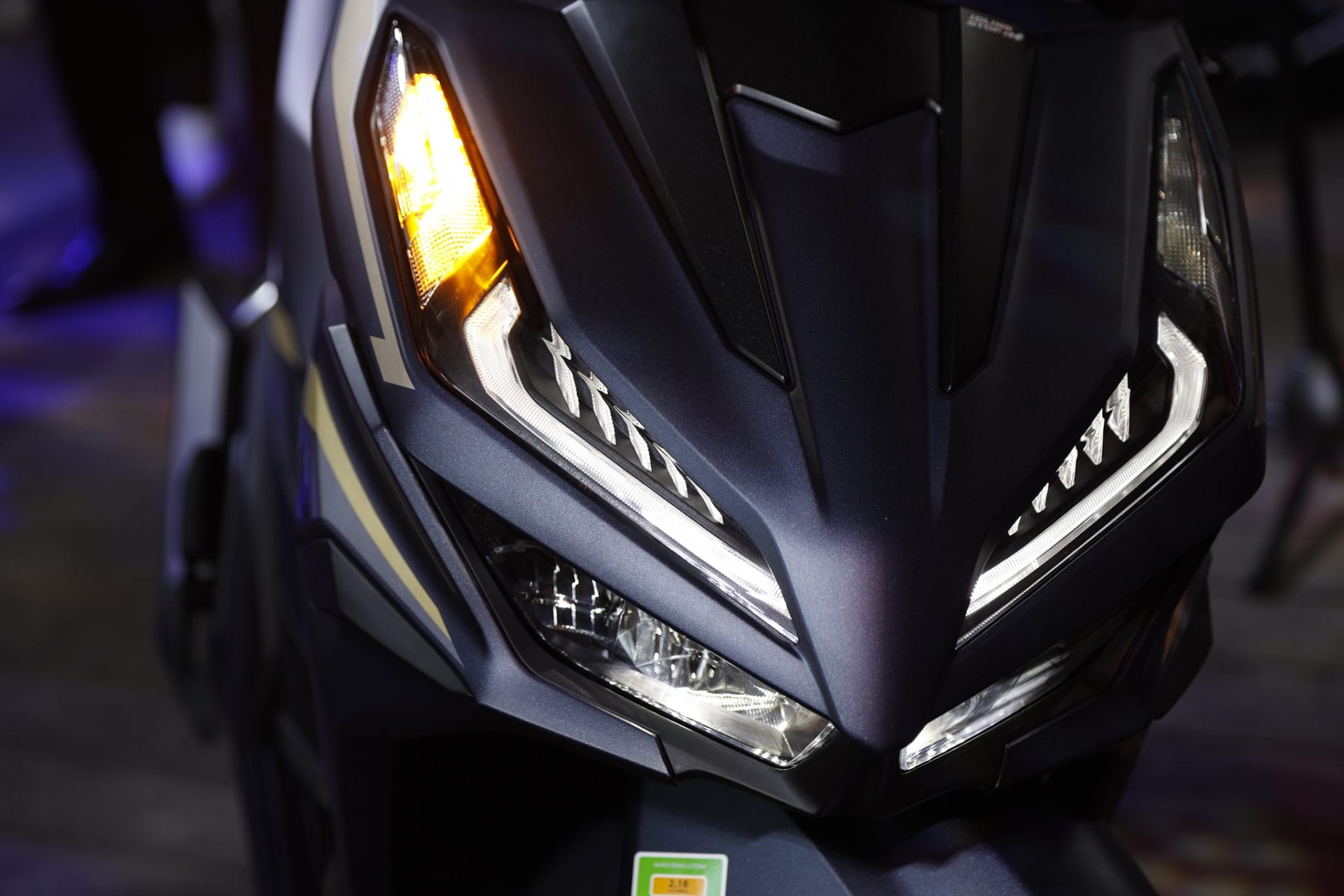 Cận cảnh Honda Vario 125 vừa được ra mắt Cận cảnh Honda Vario 125 vừa được ra mắt