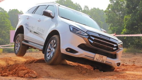 Cùng Isuzu Việt Nam "Vượt mọi cung đường" tại Giải Đua xe Ô tô Địa hình Việt Nam PVOIL Cup 2023