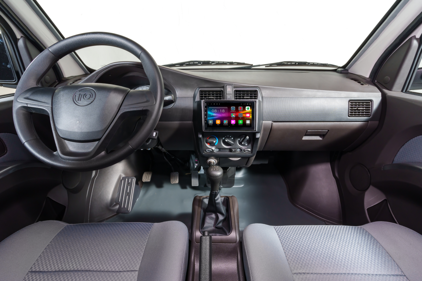 Ra mắt xe tải nhẹ máy xăng TQ Wuling N300P tiêu chuẩn Euro 5 Ra mắt xe tải nhẹ máy xăng TQ Wuling N300P tiêu chuẩn Euro 5