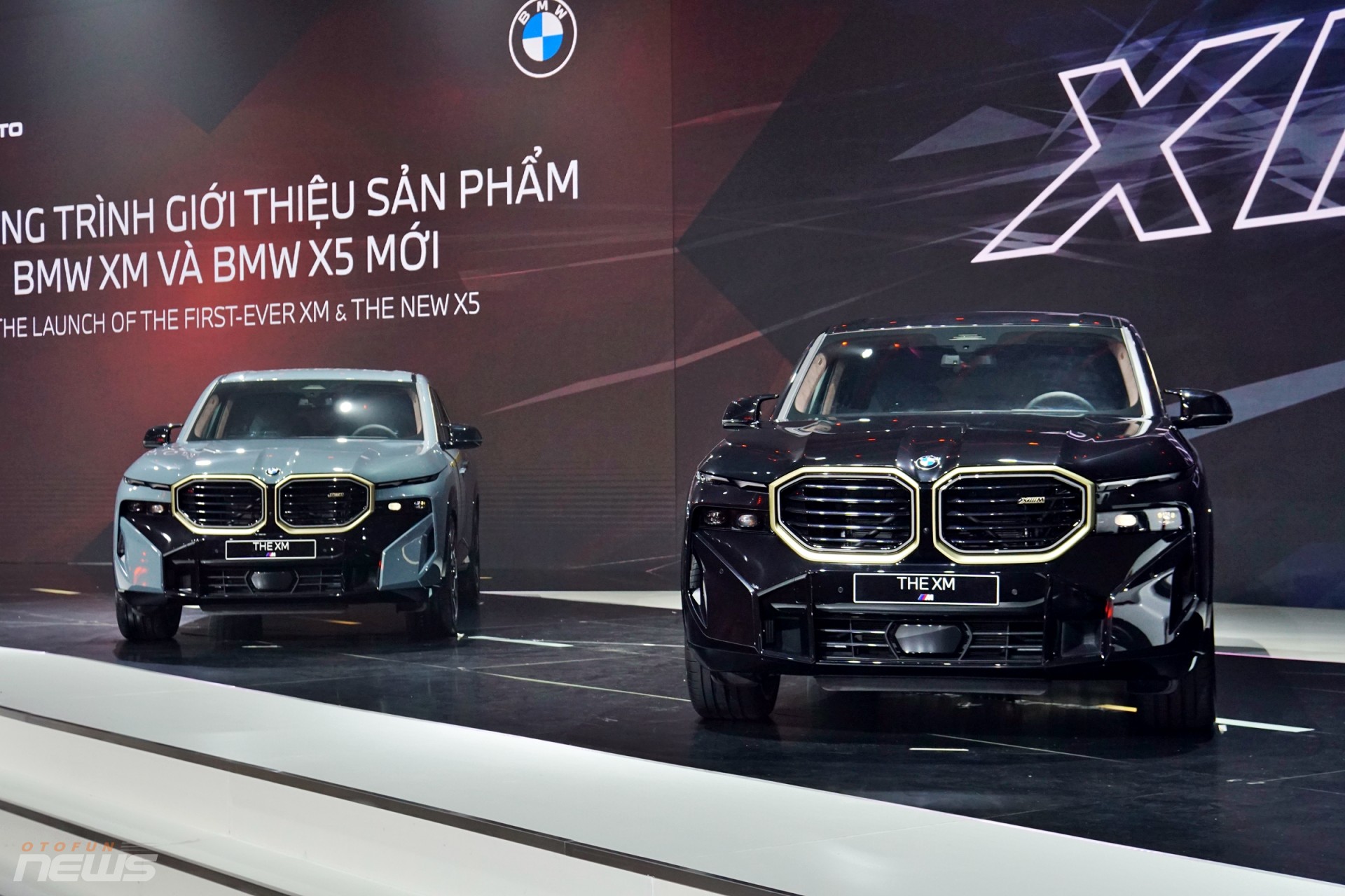 Cận cảnh SUV hiệu năng cao BMW XM 2024 giá 10,9 tỷ đồng