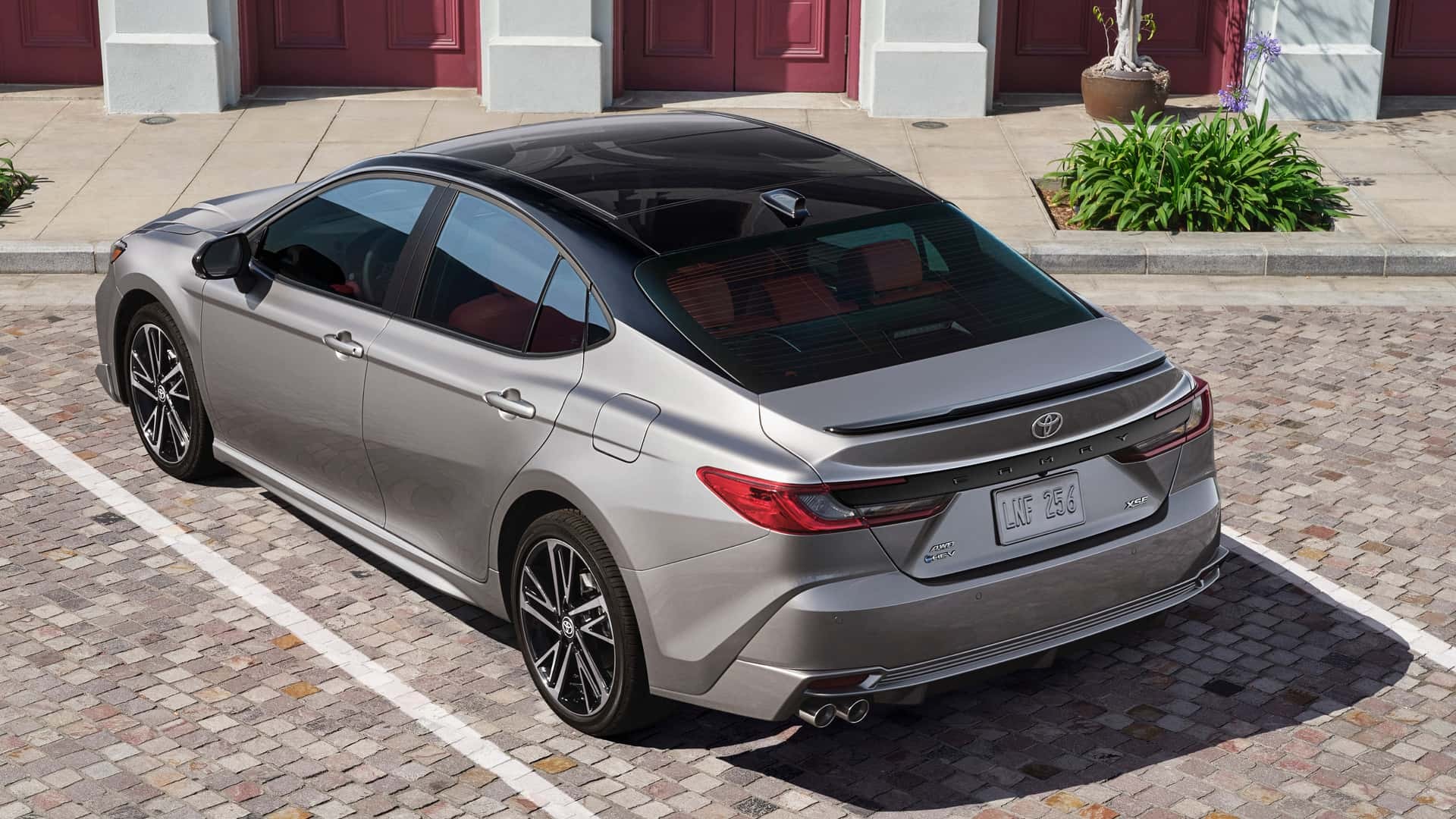 Toyota Camry 2025 ra mắt, chỉ có phiên bản hybrid Toyota Camry 2025 ra mắt, chỉ có phiên bản hybrid