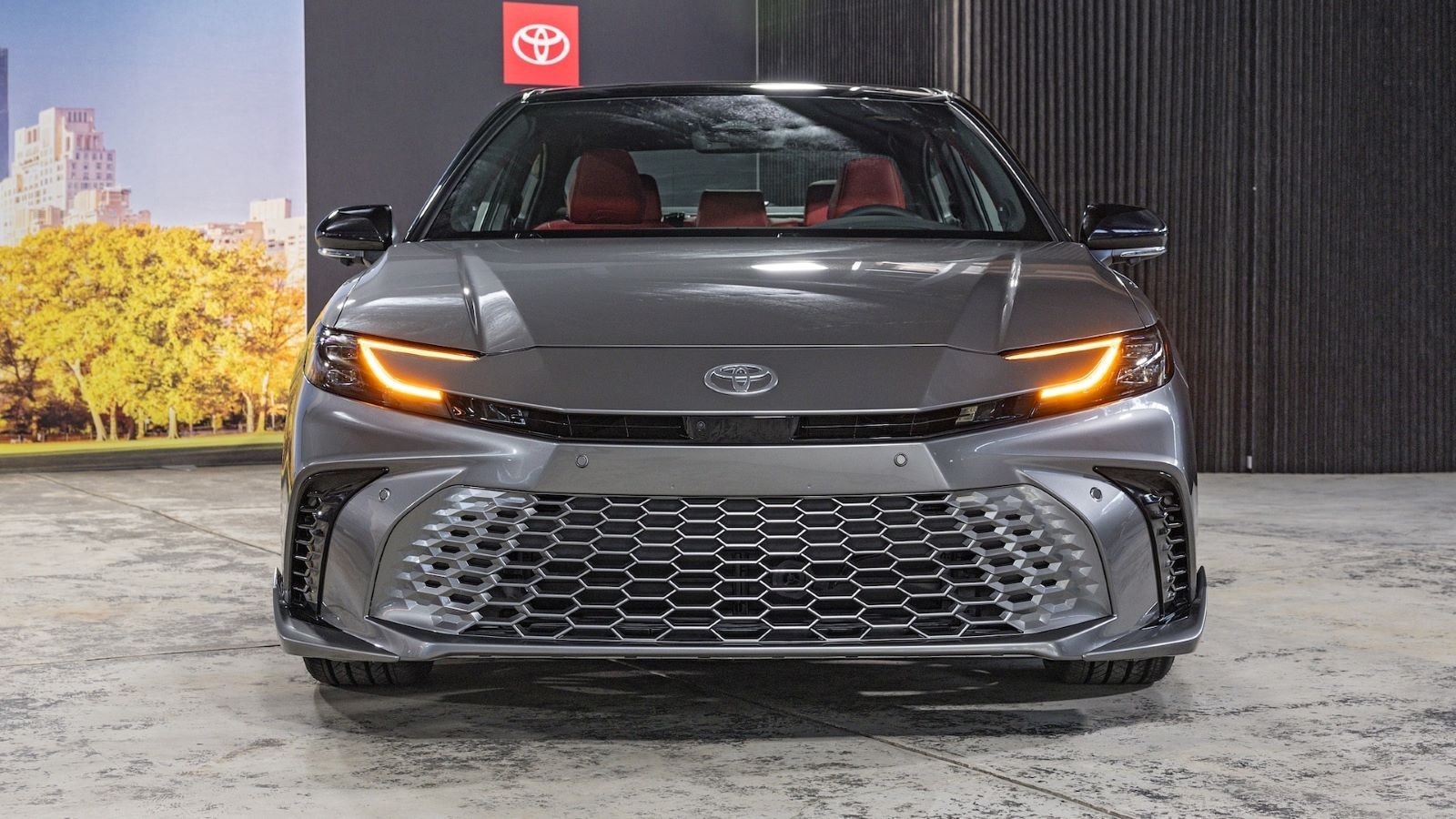 Toyota Camry 2025 ra mắt, chỉ có phiên bản hybrid Toyota Camry 2025 ra mắt, chỉ có phiên bản hybrid