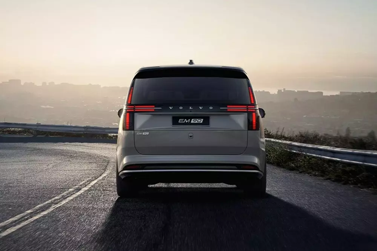 Cận cảnh Volvo EM90   Mẫu MPV điện đầu tiên của hãng xe Thụy Điển