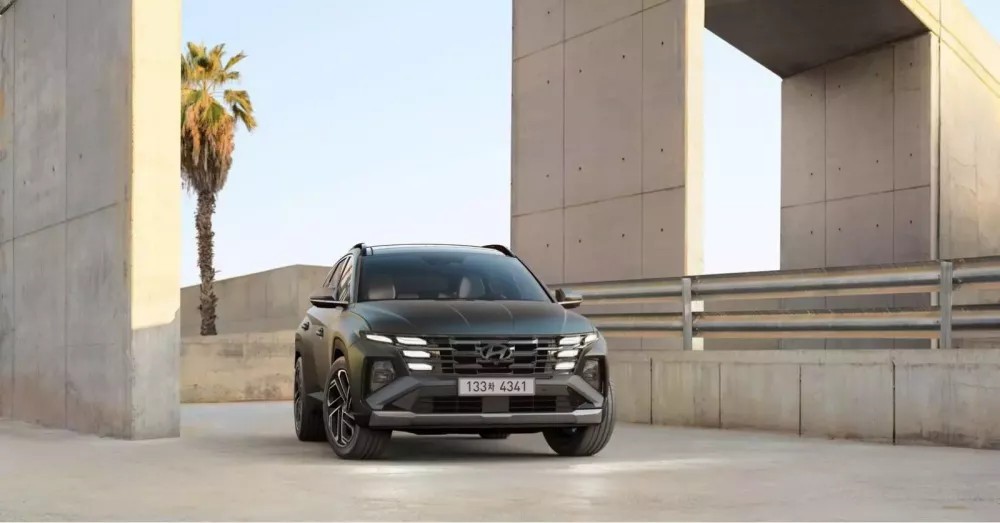 Hyundai Tucson 2024 chính thức lộ diện với màn hình cong Hyundai Tucson 2024 chính thức lộ diện với màn hình cong