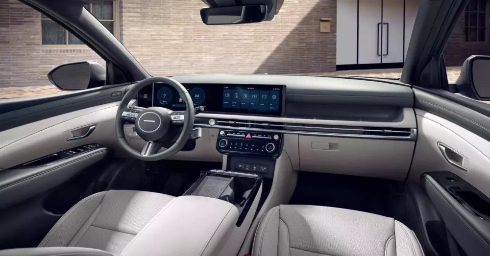 Hyundai Tucson 2024 chính thức lộ diện với màn hình cong Hyundai Tucson 2024 chính thức lộ diện với màn hình cong