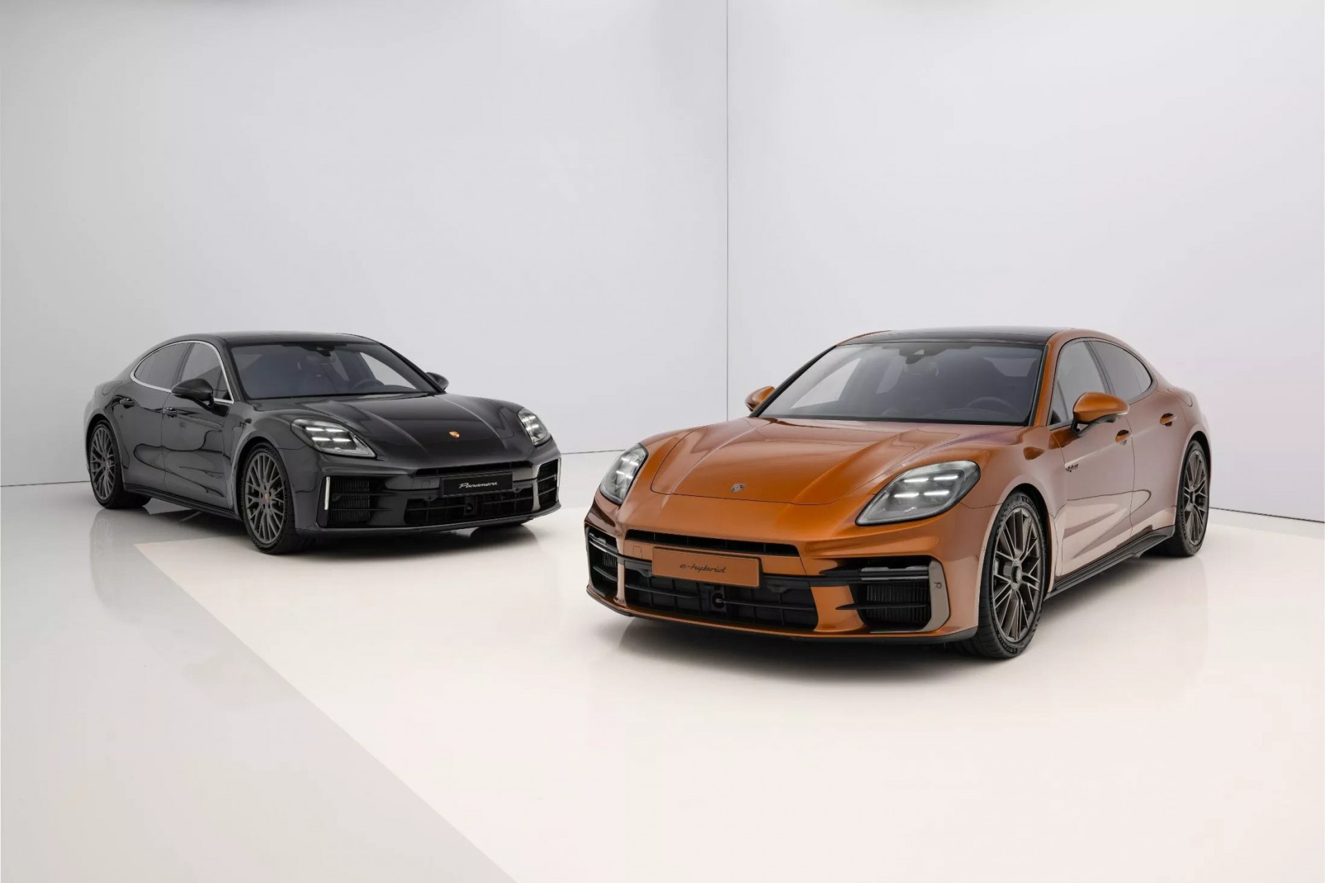Porsche Panamera thế hệ mới trình làng với hàng loạt công nghệ mới