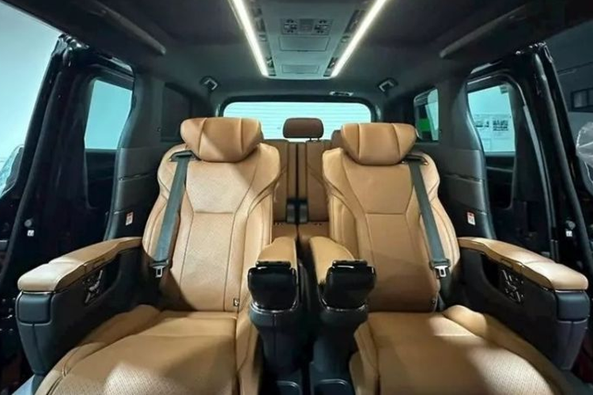 VinFast President lên sàn xe cũ, giá chỉ còn 1,5 tỷ đồng VinFast President lên sàn xe cũ, giá chỉ còn 1,5 tỷ đồng