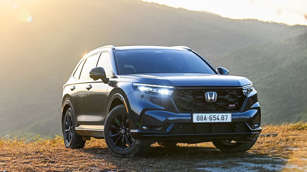 Honda Việt Nam triệu hồi 718 xe CR-V hybrid do in sai sách hướng dẫn sử dụng