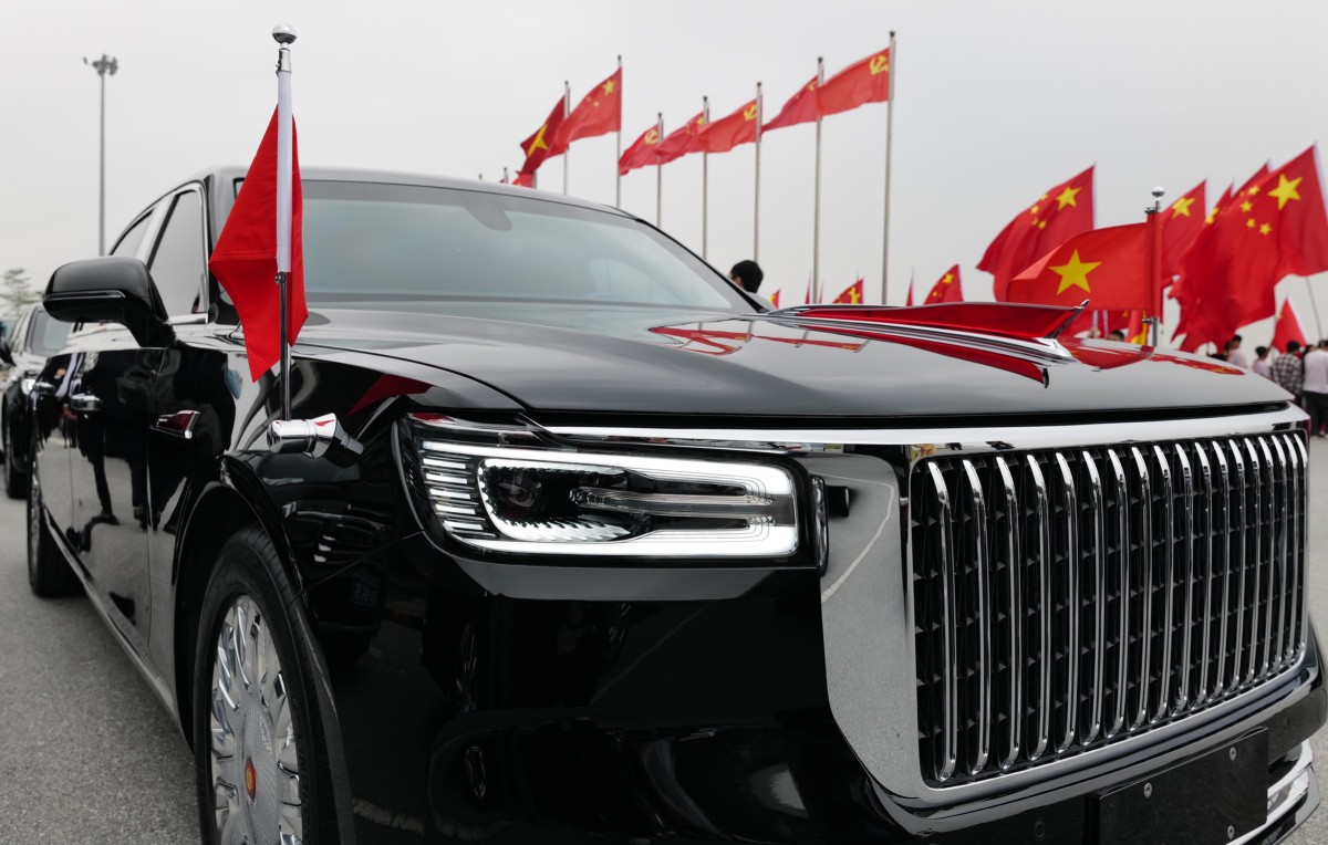 Hồng Kỳ N701 của Chủ tịch Tập Cận Bình lăn bánh tại Hà Nội có gì đặc biệt ? Hồng Kỳ N701 của Chủ tịch Tập Cận Bình lăn bánh tại Hà Nội có gì đặc biệt ?