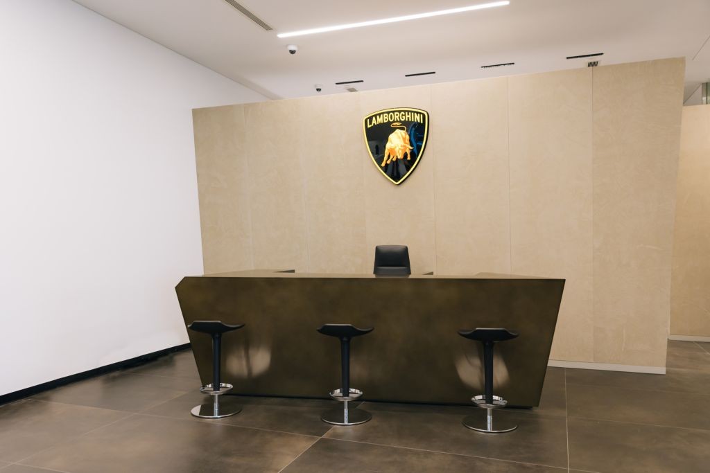 Lamborghini chính thức khai trương showroom tại TP HCM Lamborghini chính thức khai trương showroom tại TP HCM