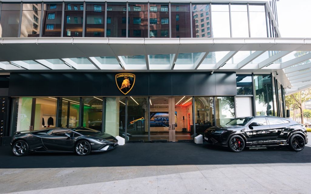 Lamborghini chính thức khai trương showroom tại TP HCM Lamborghini chính thức khai trương showroom tại TP HCM