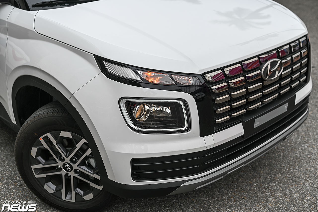 Cận cảnh CUV cỡ A Hyundai Venue vừa ra mắt thị trường Việt Nam Cận cảnh CUV cỡ A Hyundai Venue vừa ra mắt thị trường Việt Nam