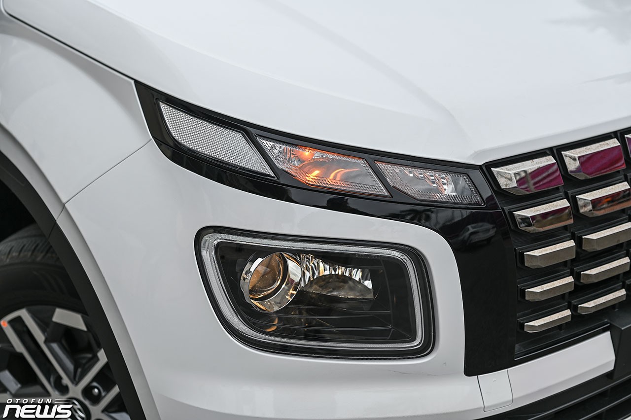 Cận cảnh CUV cỡ A Hyundai Venue vừa ra mắt thị trường Việt Nam Cận cảnh CUV cỡ A Hyundai Venue vừa ra mắt thị trường Việt Nam