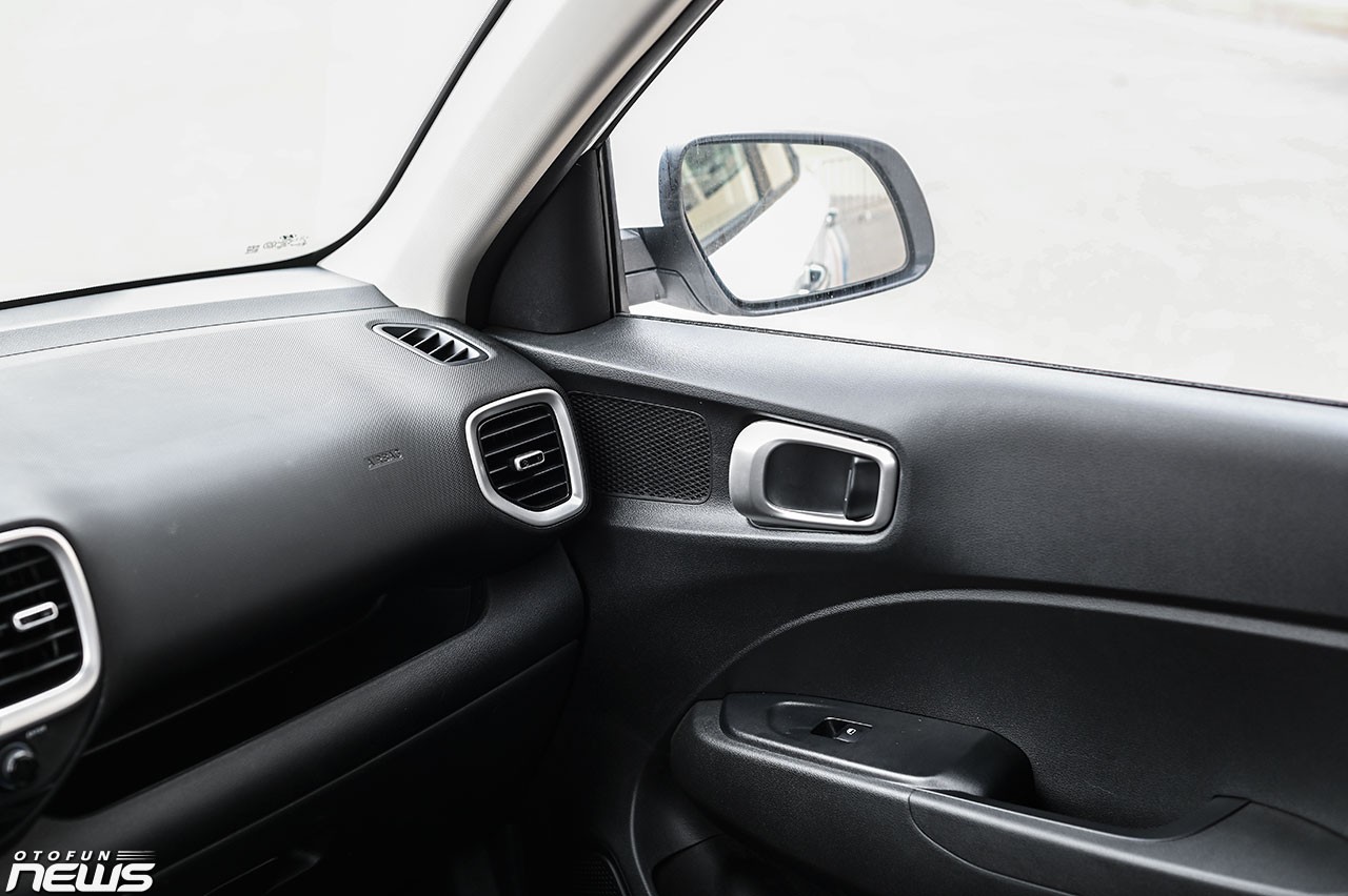 Cận cảnh CUV cỡ A Hyundai Venue vừa ra mắt thị trường Việt Nam Cận cảnh CUV cỡ A Hyundai Venue vừa ra mắt thị trường Việt Nam