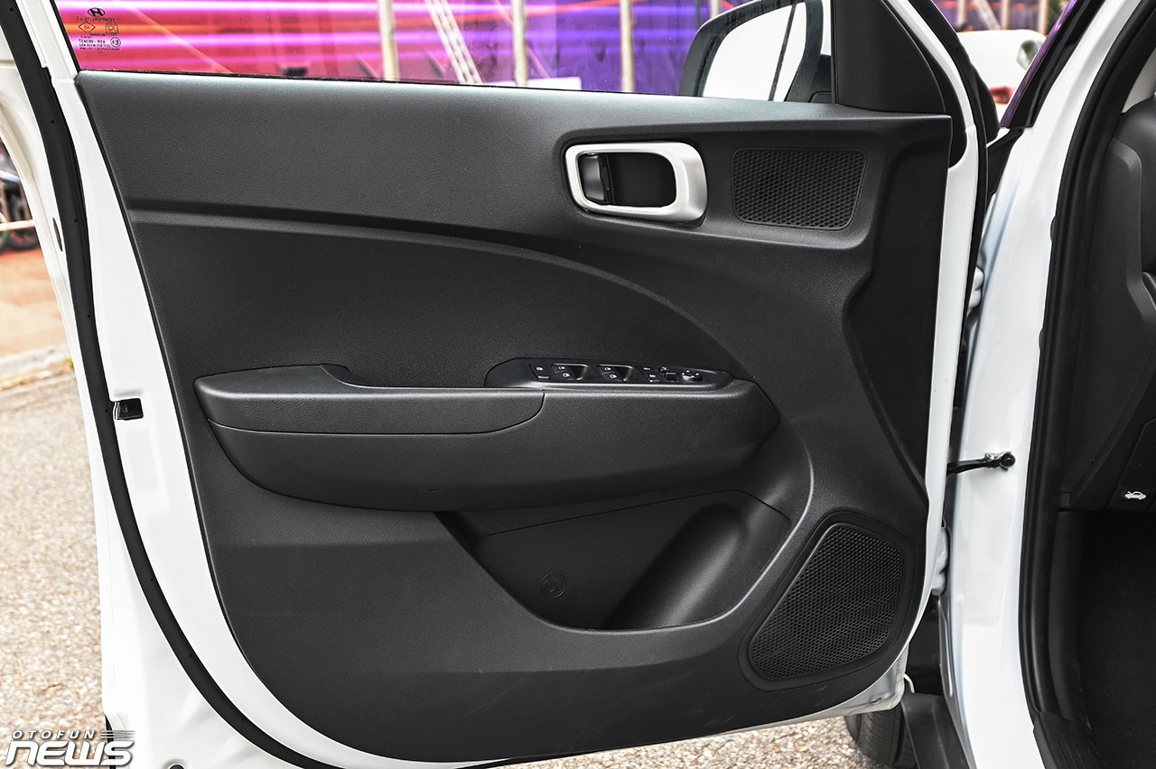 Cận cảnh CUV cỡ A Hyundai Venue vừa ra mắt thị trường Việt Nam Cận cảnh CUV cỡ A Hyundai Venue vừa ra mắt thị trường Việt Nam