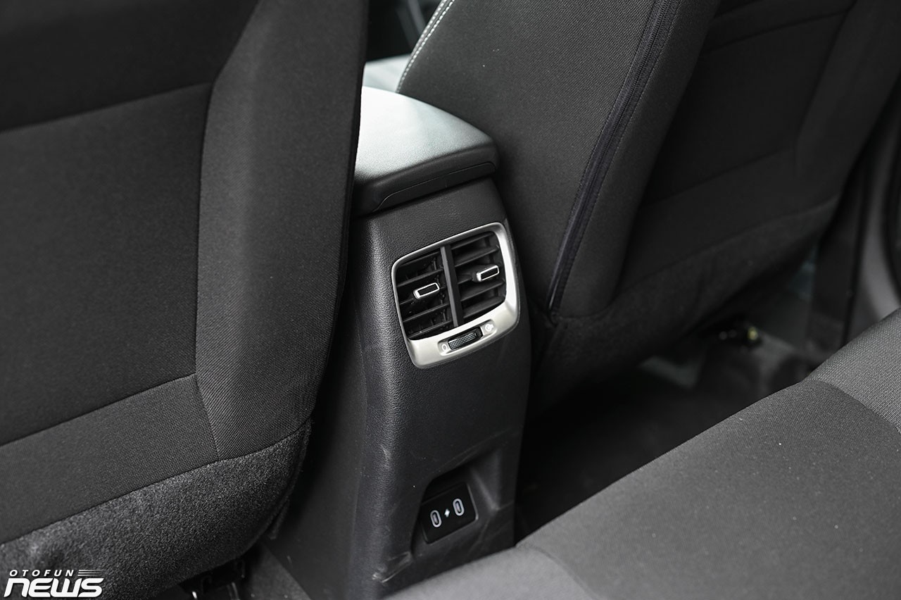 Cận cảnh CUV cỡ A Hyundai Venue vừa ra mắt thị trường Việt Nam Cận cảnh CUV cỡ A Hyundai Venue vừa ra mắt thị trường Việt Nam