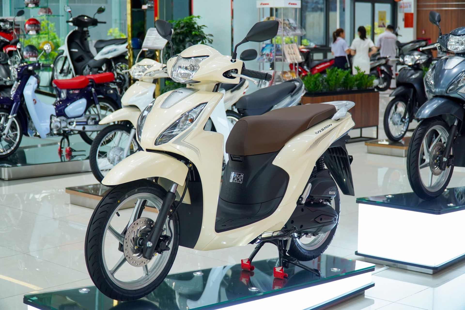 Xe Vision mới nhất 2024 giá bao nhiêu? Xe Vision mới nhất 2024 giá bao nhiêu?