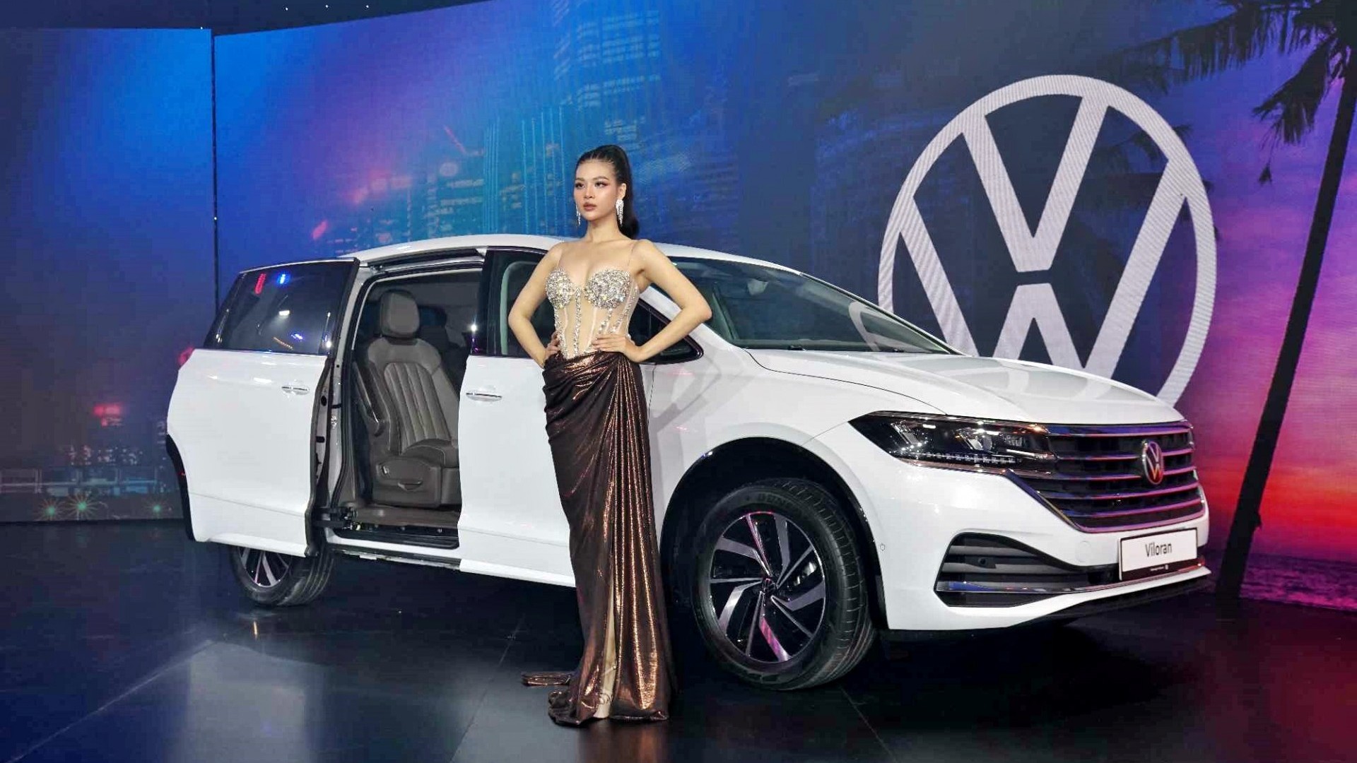 Volkswagen Viloran ra mắt, lựa chọn mới trong phân khúc MPV cỡ lớn