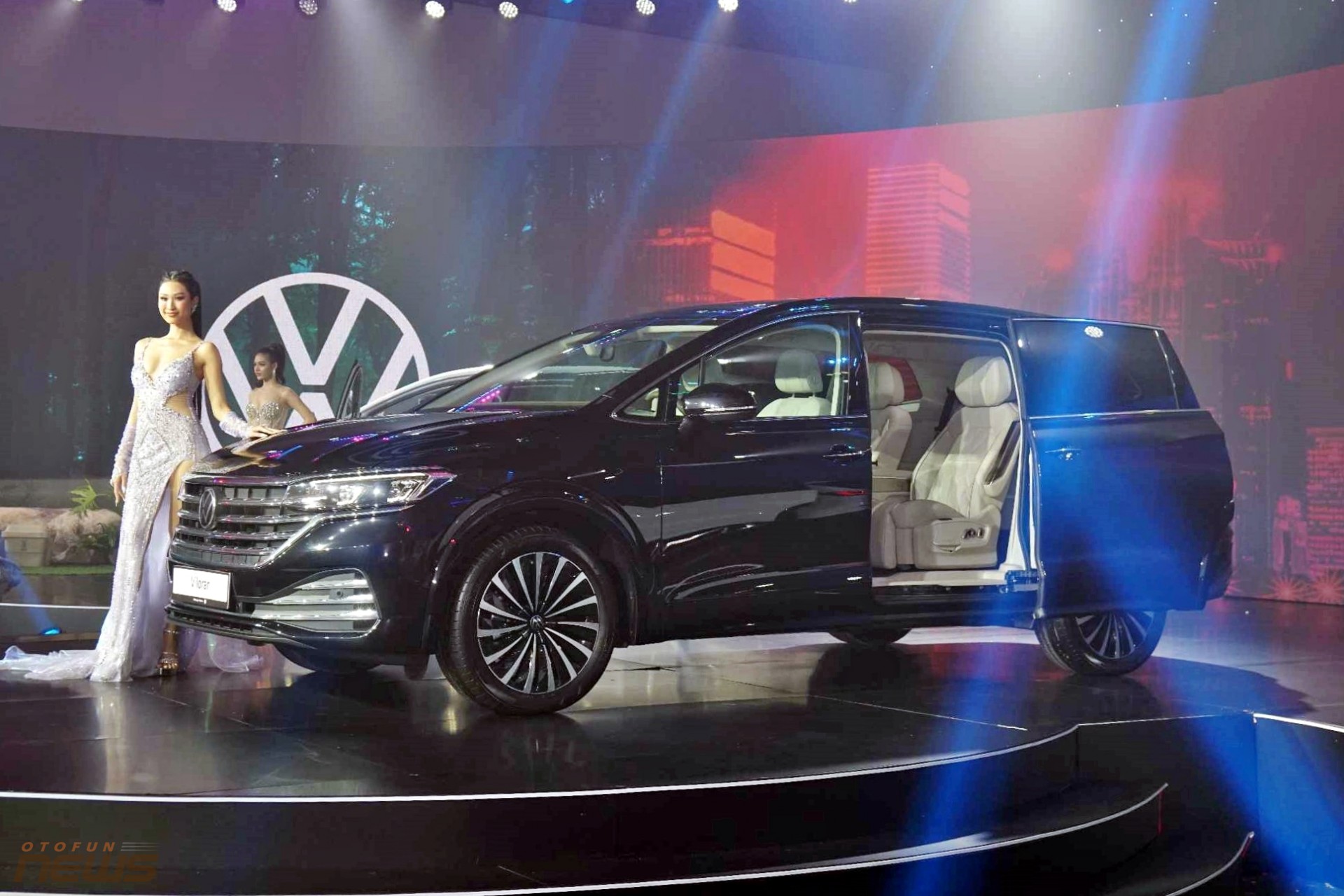 Volkswagen Viloran ra mắt, lựa chọn mới trong phân khúc MPV cỡ lớn Volkswagen Viloran ra mắt, lựa chọn mới trong phân khúc MPV cỡ lớn