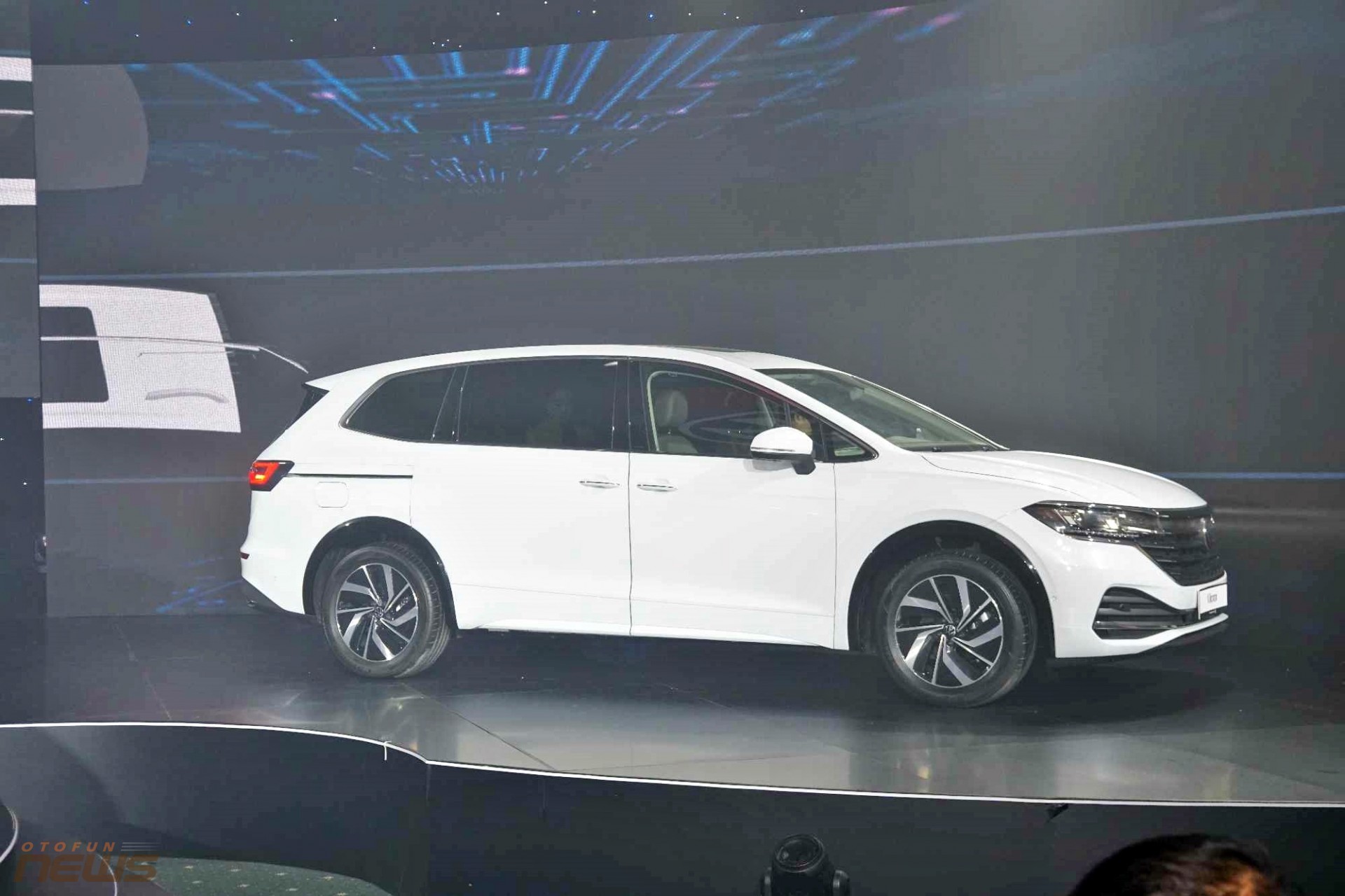 Volkswagen Viloran ra mắt, lựa chọn mới trong phân khúc MPV cỡ lớn Volkswagen Viloran ra mắt, lựa chọn mới trong phân khúc MPV cỡ lớn