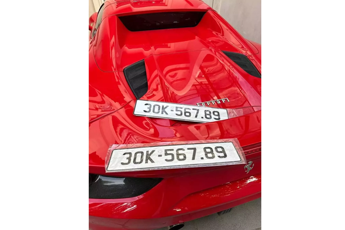 Ferrari 488 Spider đeo biển 30K-567.89 giá 12,57 tỷ đồng Ferrari 488 Spider đeo biển 30K-567.89 giá 12,57 tỷ đồng