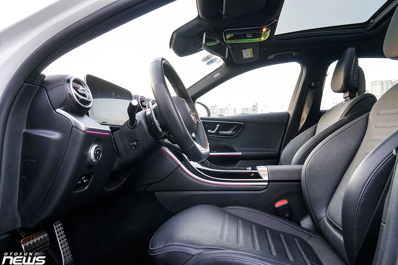 Mercedes-AMG C43: Cỗ máy F1 bên trong chiếc xe gia đình