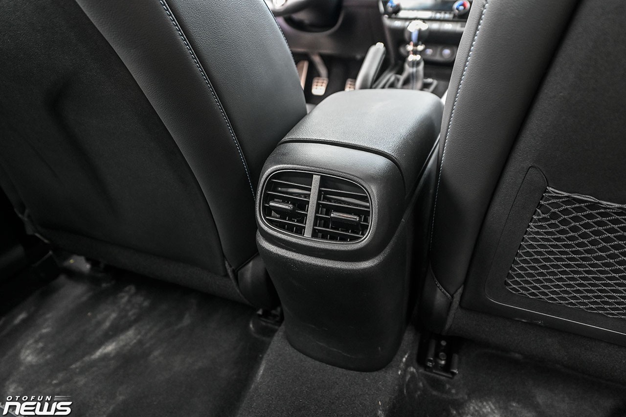Chi tiết Hyundai Elantra N vừa được mang về Việt Nam Chi tiết Hyundai Elantra N vừa được mang về Việt Nam