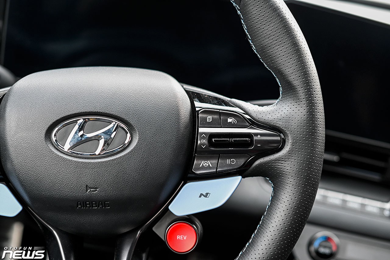 Chi tiết Hyundai Elantra N vừa được mang về Việt Nam Chi tiết Hyundai Elantra N vừa được mang về Việt Nam