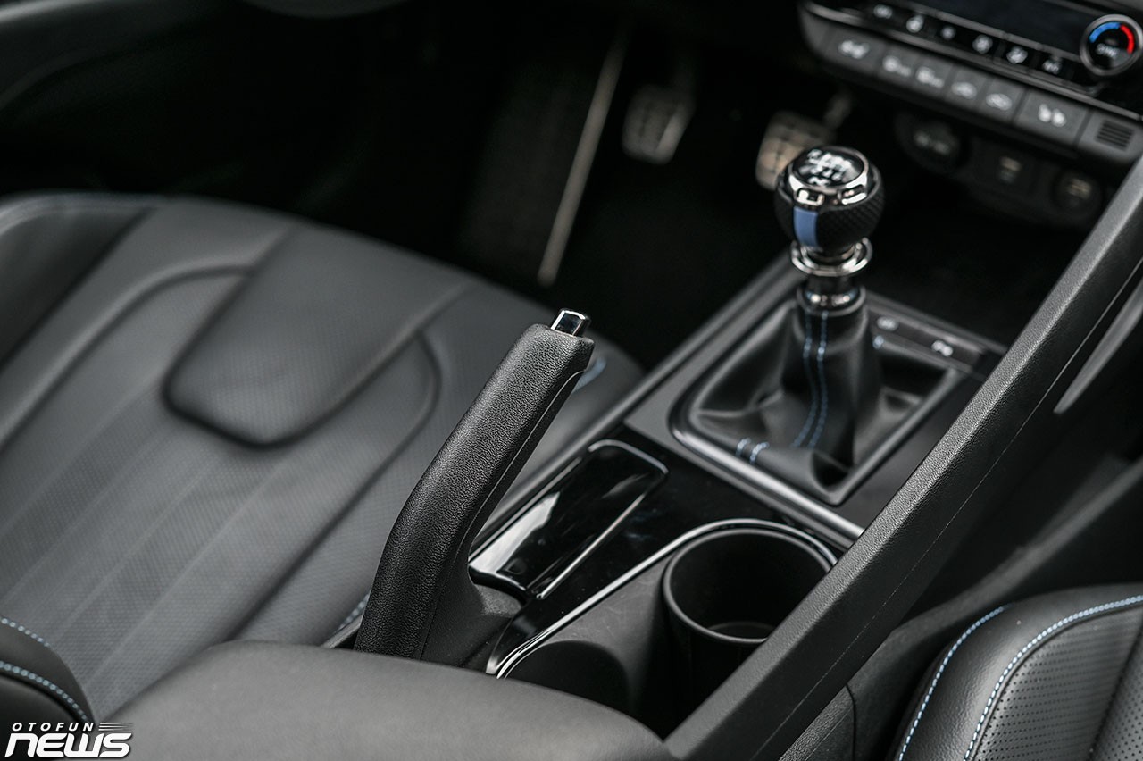 Chi tiết Hyundai Elantra N vừa được mang về Việt Nam Chi tiết Hyundai Elantra N vừa được mang về Việt Nam